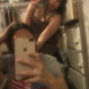 Meet your Posher, Vanessa